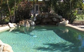 Heritage Lodge Motel